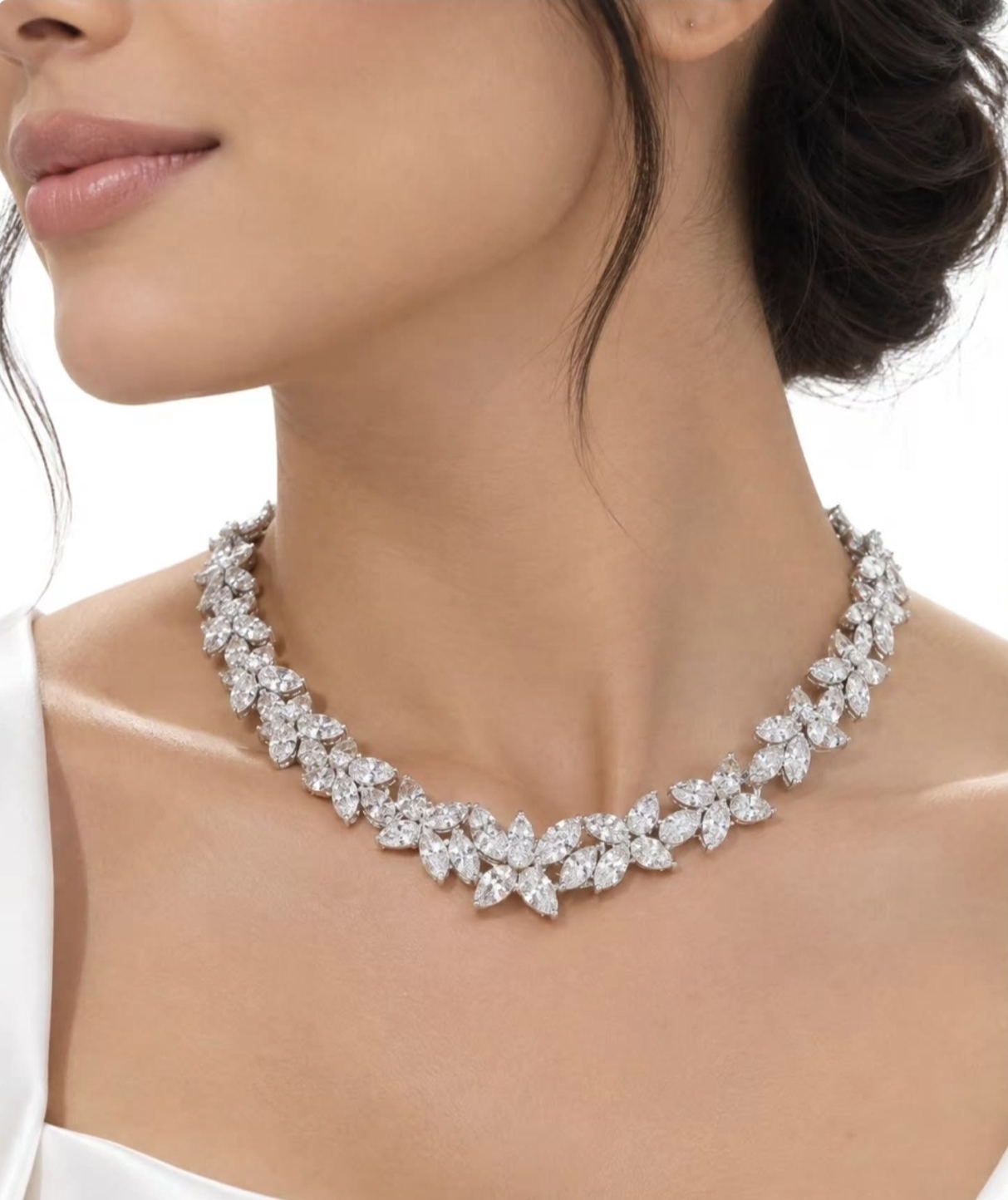 THE DIAMOND LAUREL